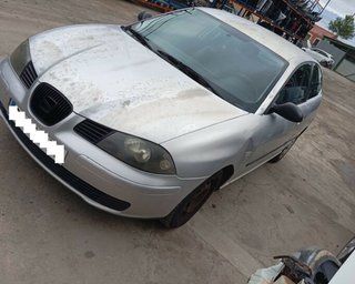 Seat 479620 salpicadero ibiza (6l1) cool