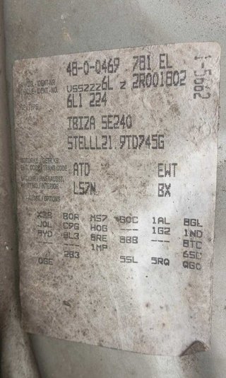 Seat 479620 salpicadero ibiza (6l1) cool