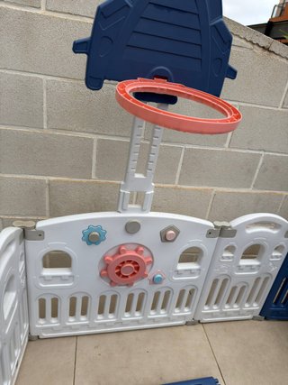 Parque infantil modular 16 paneles + Columpio