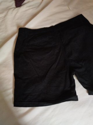Pantalón corto negro