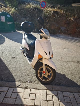 Honda Lead 2008