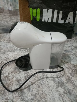 Cafetera Dolce Gusto Blanca