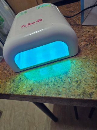 Secador de uñas Pollie blanco