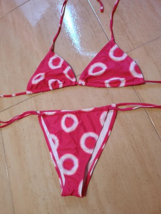 Bikini rosa lunares talla M sin usar
