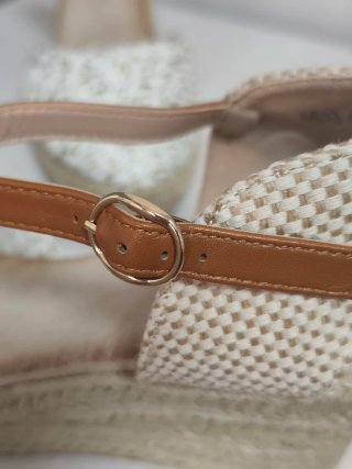 Cuñas esparto mujer beige,dorado y blanco.