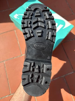 Zapatos seguridad vigilancia escolta