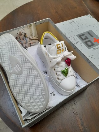 Sneakers GIO+ bianche con cuori taglia 36