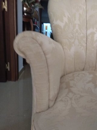 Poltrona stile Maria Antonietta beige