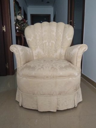 Poltrona stile Maria Antonietta beige