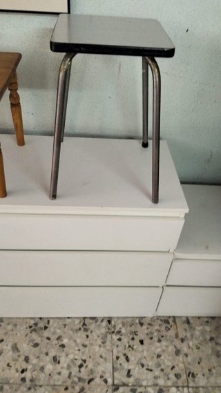 Banqueta de cocina metálica y madera