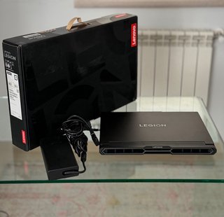 Lenovo Legion Pro 7 RTX 5090 24GB Ultra 9 2TB 64GB