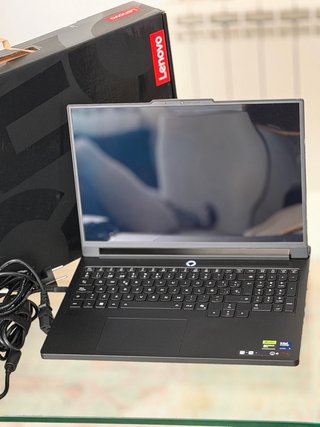 Lenovo Legion Pro 7 RTX 5090 24GB Ultra 9 2TB 64GB