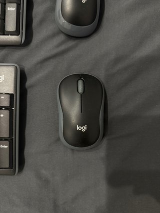 Logitech Teclado y ratón inalámbricos