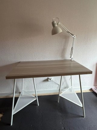Mesa de estudio madera y metal