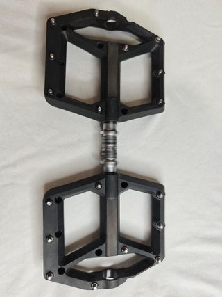 Pedales de plataforma para Enduro y Descenso (DH)