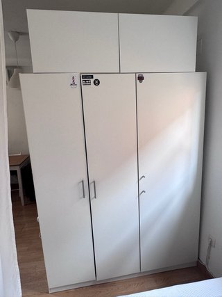 Cocina completa y armario doble