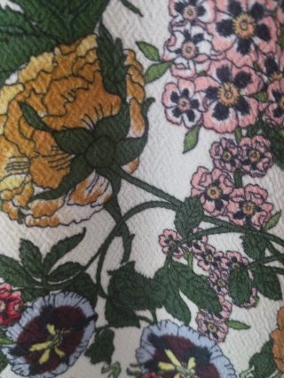 Chaqueta bomber floral