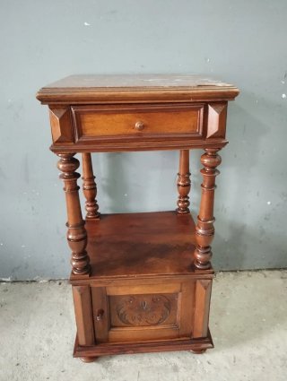 Mesita auxiliar francesa antigua de madera