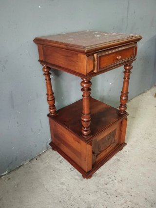 Mesita auxiliar francesa antigua de madera