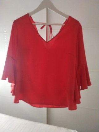 Camisa de señora con mangas acampanadas