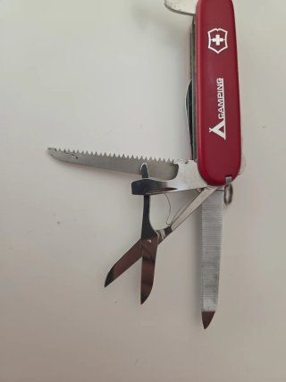 Confezione di due coltelli multiuso Victorinox