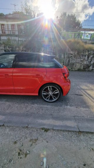 Audi S1 2015