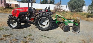 Tractor McCormick Frutero