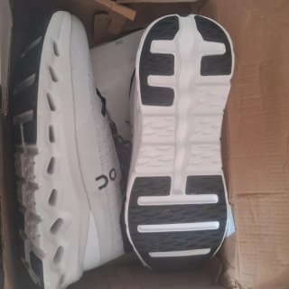 Zapatillas On Running Unisex Blancas