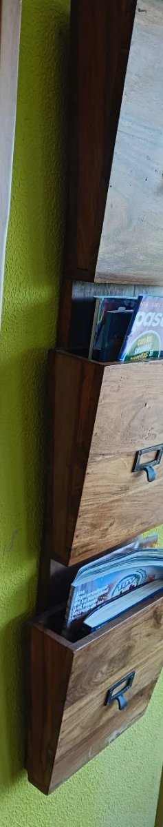 Revistero Banak madera maciza