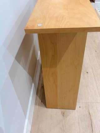 Caballetes de madera para exposición