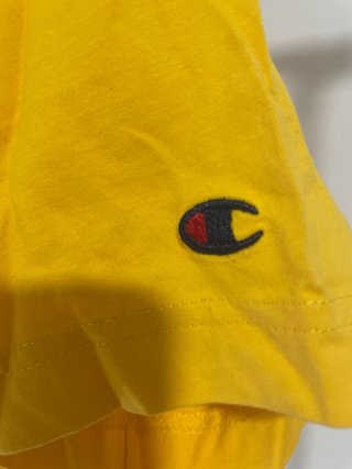 Camiseta Champion Amarilla Logo Bordado Talla M