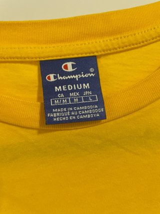 Camiseta Champion Amarilla Logo Bordado Talla M