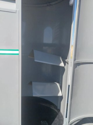 Remolque caballos gris