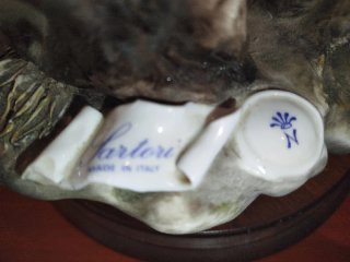 Figura porcelana italiana cazador y perro