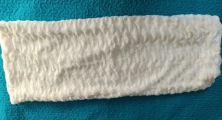 Elegante estola, chal de pelo sintético beige