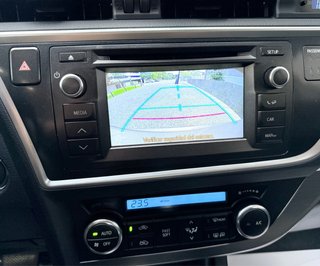 Toyota Auris 2015