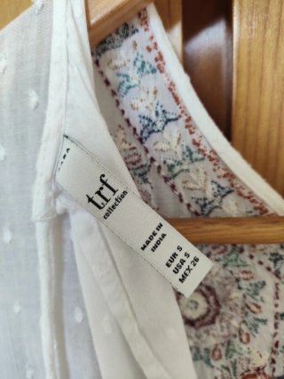 Vestido blanco bordado Zara talla única