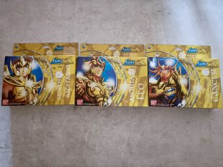 Collezione completa di figure dei Cavalieri dello Zodiaco (Saint Seiya)