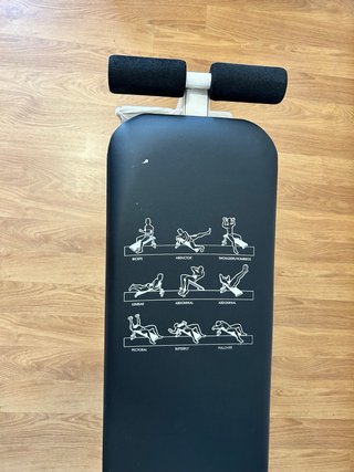 Banco de entrenamiento multifuncional