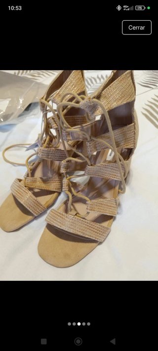 Sandalias Stradivarius tacon sin estrenar