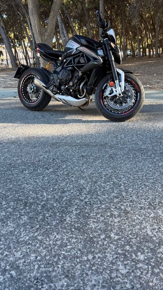MV Agusta Dragster RR 2021 Negra