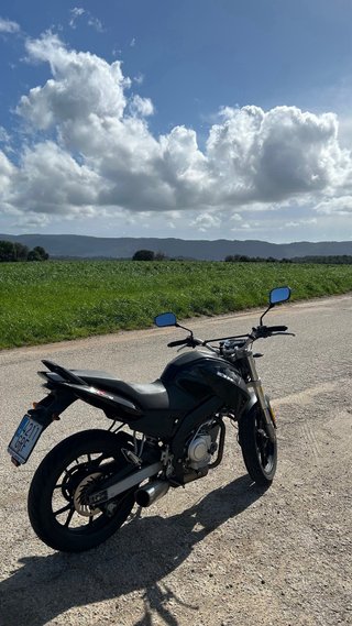 MotorHispania MH7 125 Negra – Muy cuidada– 24000km