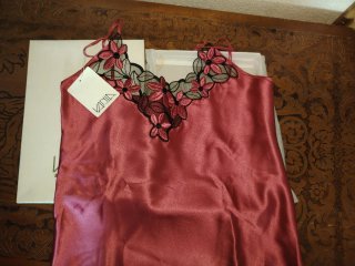 Camisón lencero Vania Lingerie Seda fucsia/Negro