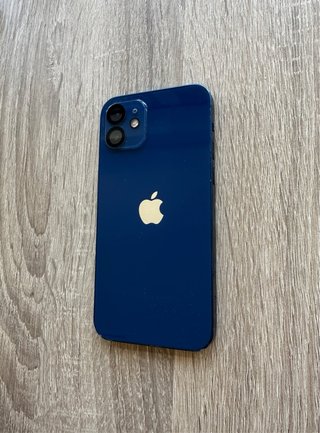 iPhone 12 100%