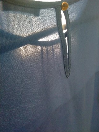 Camisa azul de señora