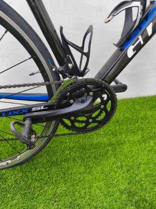 Bici Carretera Giant TCR + Casco y Botas