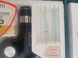 Microscopio antiguo