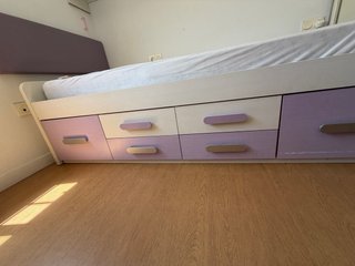 Escritorio juvenil morado y blanco