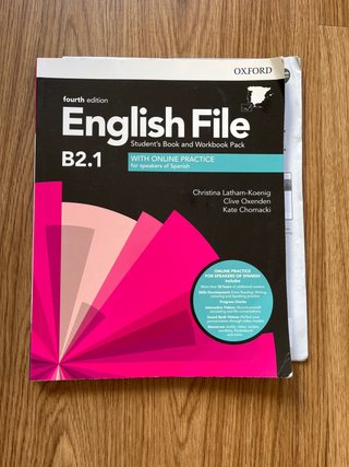 English File With Online Practice for Speakerts...