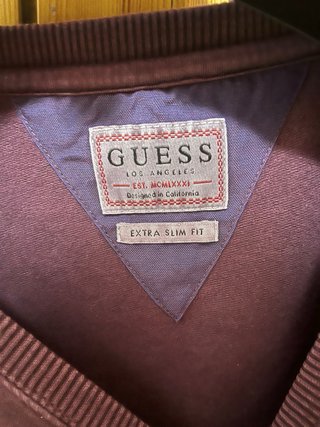 Sudadera Guess Morada sin Capucha